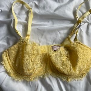 NWT Victoria Secret Yellow Lace Bustier Bra Size 34c